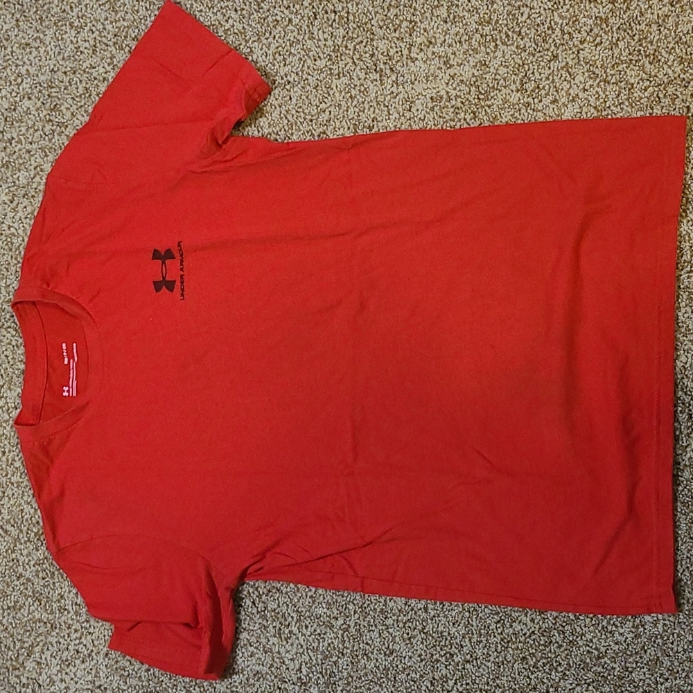 Mens Under Armour Heat Gear Loose Fit Shirt Small Red with Black Logo